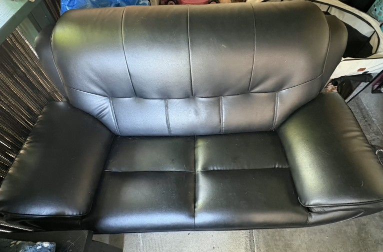 Black Leather Couch Made In Vietnam 