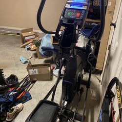 Nautilus E616 Elliptical