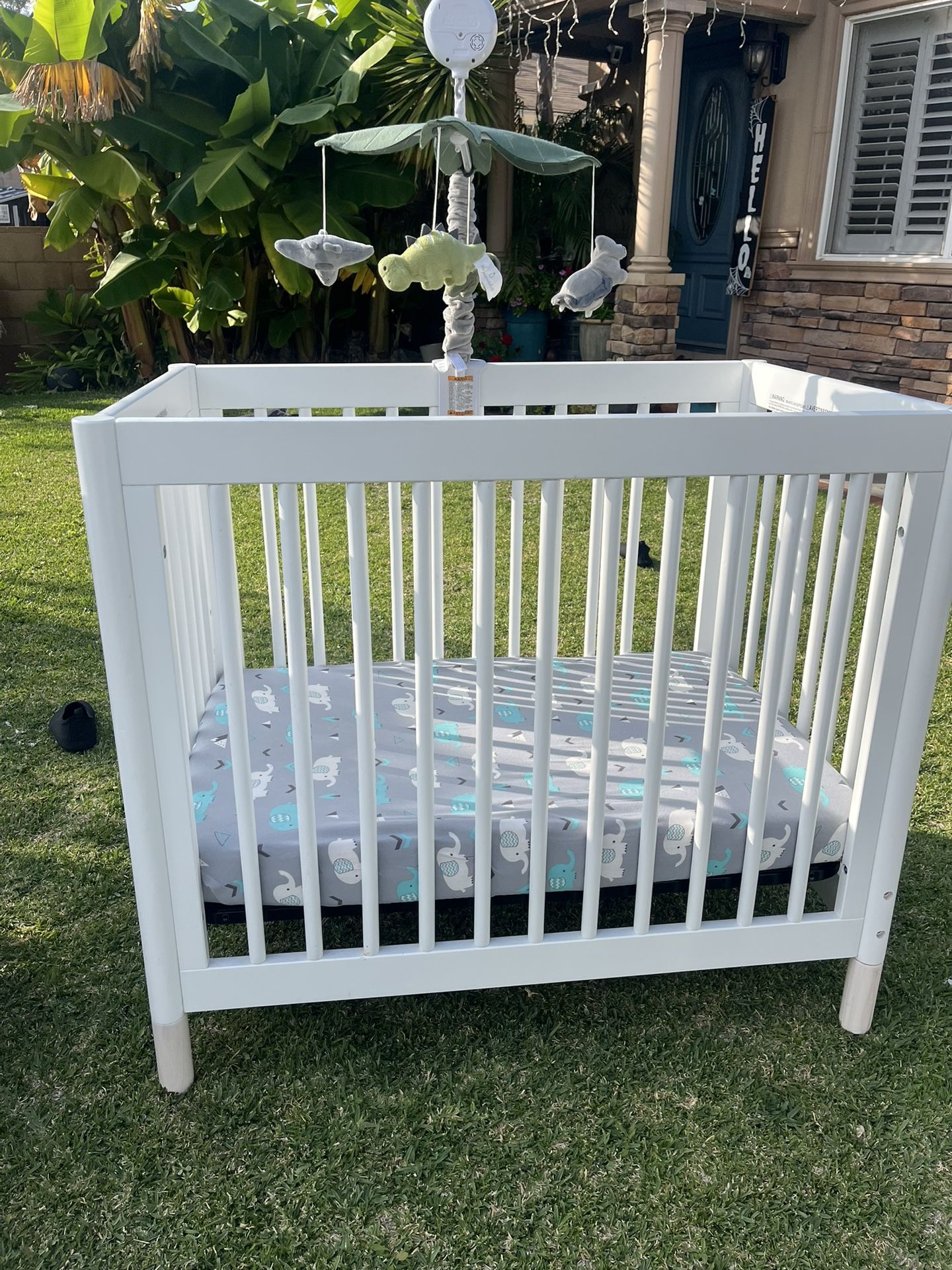 Pottery Barn Mini Crib With Mattress
