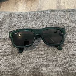 Ray Ban Sun Glasses 