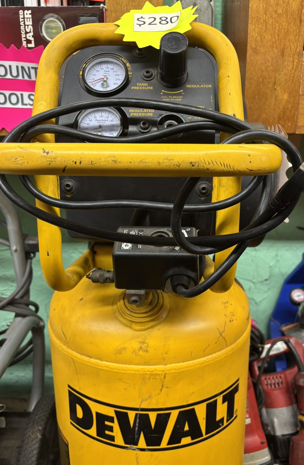 Dewalt Compressor