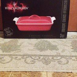 HELL'S KITCHEN RECTANGULAR COVERED CASSEROLE