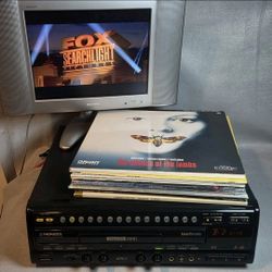Pioneer Laserdisc Player CLD-V880 With 8 LD Movies Works Great!