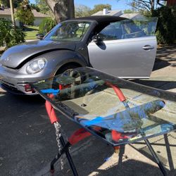 Windshield VW New Beetle