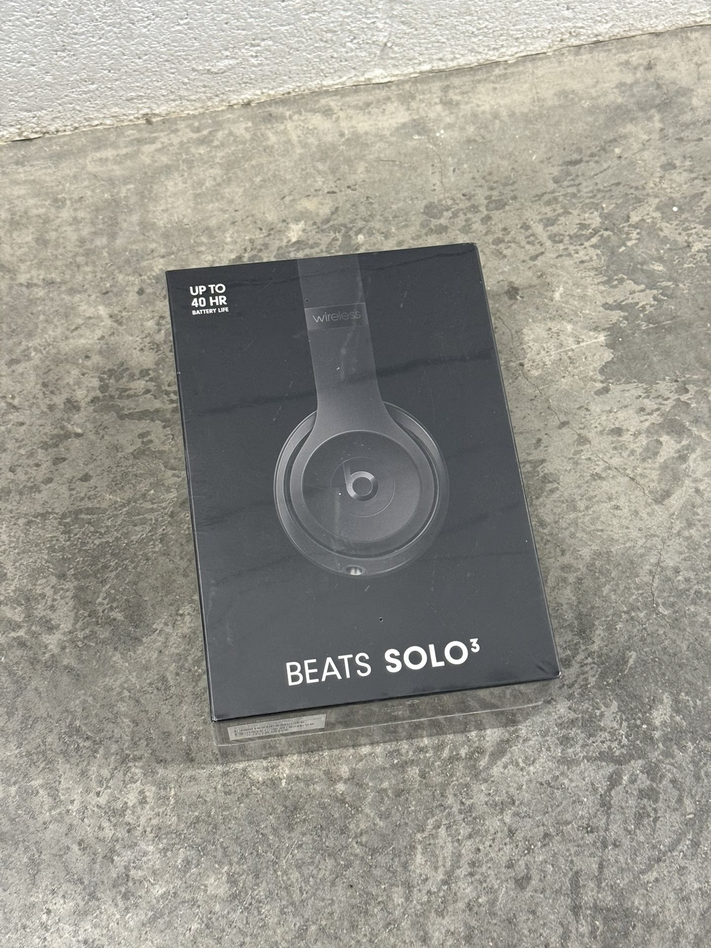 Beats Solo 3 Brand New