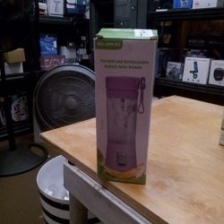Portable And Rechargeable Battery Juice Blender