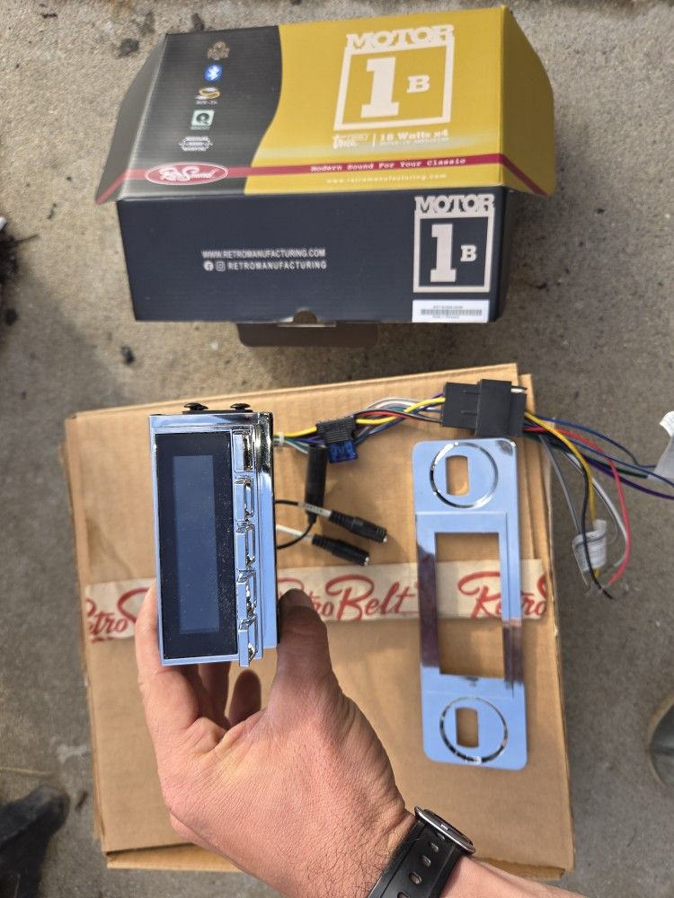 Retro Sound Bluetooth Stereo Chevy C10