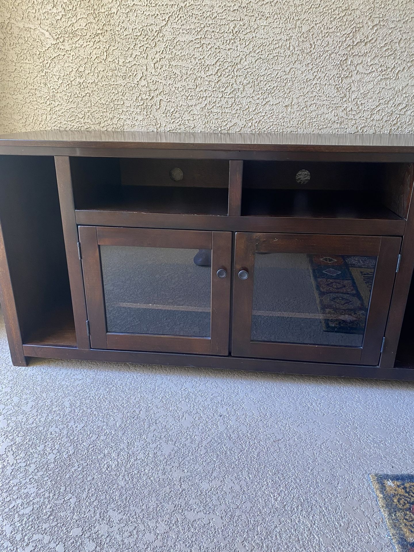 TV Stand / Media Console