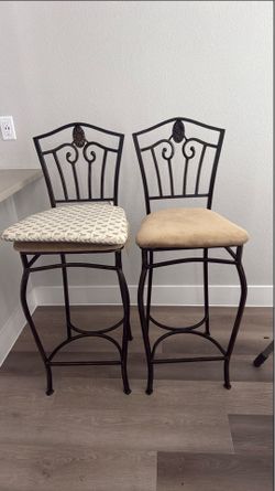 2 bar chairs
