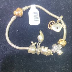7”Pandora Silver Bracelet With Charms 