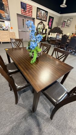 7 PC DINING TABLE
