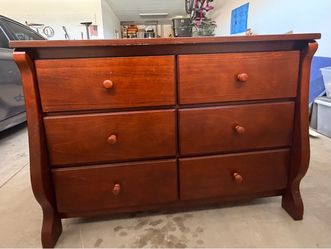 Cherry Wood 6-Drawer Sleigh Dresser