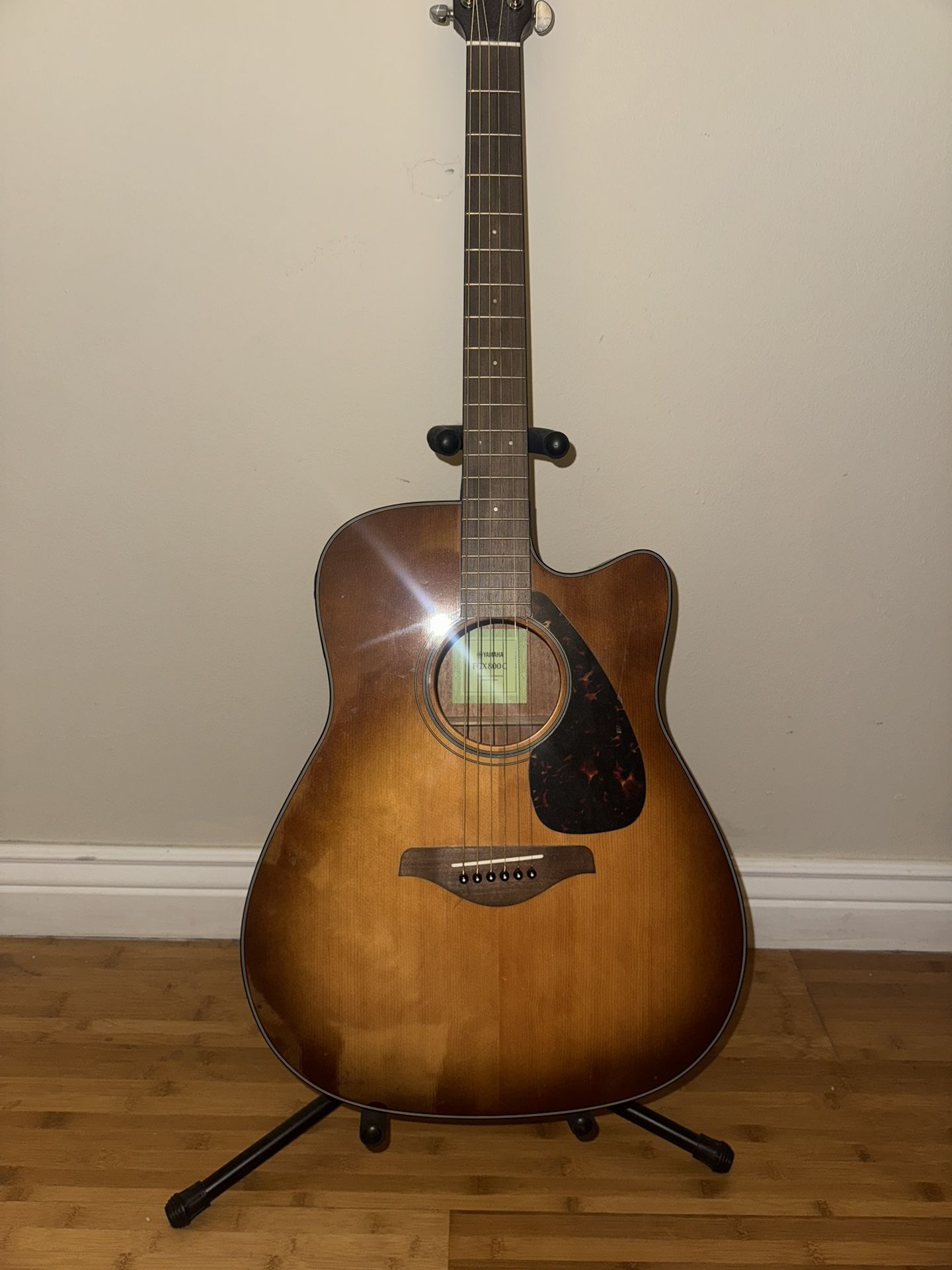 Yamaha FGX800C