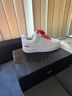 Supreme x Nike Air Force 1 Low White