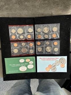 Pair 1993 & 1994 U.S. Mint Sets in OGP -- 20 UNCIRCULATED COINS! — SHIPPING AVAILABLE!