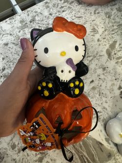 Hello kitty Halloween
