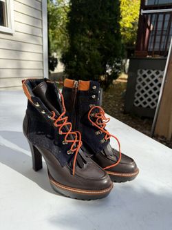 Tommy Hilfiger high heel boots size 8.5 