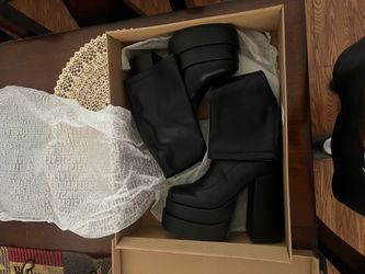 Steve Madden Womens Boots
