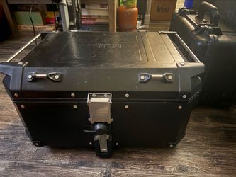 Motorcycle box