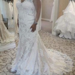 New Unaltered Never Worn Wedding Dress