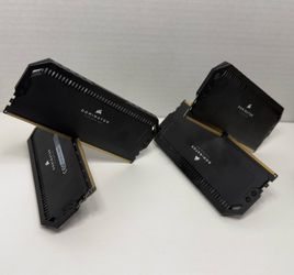 Corsair Dominator Platinum RGB DDR5 64GB (4x16GB) 6200MHz CMT32GX5M2X6200C36