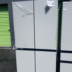 Samsung Bespoke 23 cu. ft. Counter Depth 4-Door Flex French Door Refrigerator in White Glass with Beverage Center