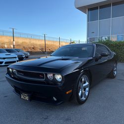 2012 Dodge Challenger R/T Hemi 6 Speed Stick Shift Manual