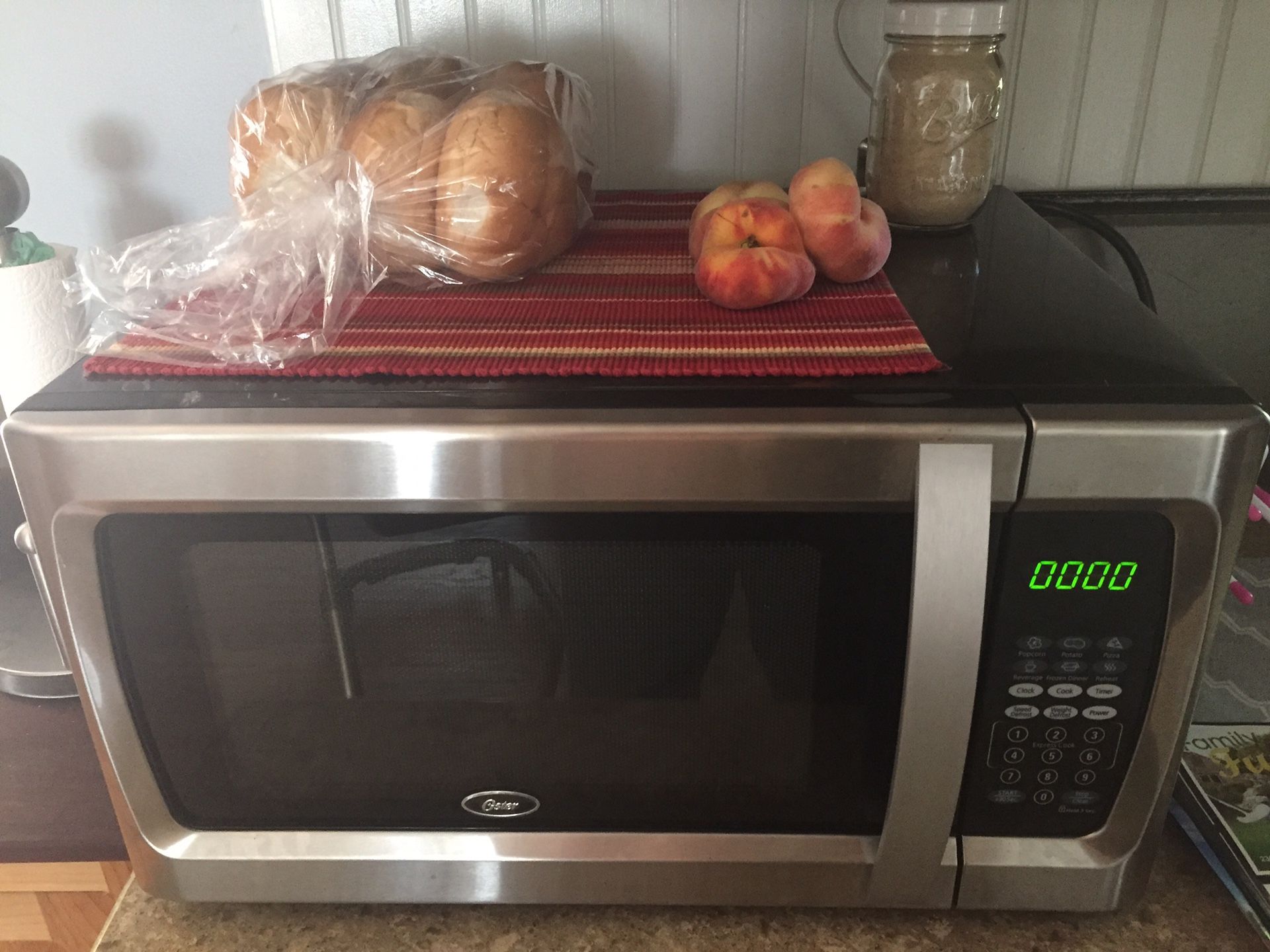 1 year old microwave - works great, too big for us!