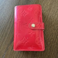 Authentic brand wallet pink vernis sale as is