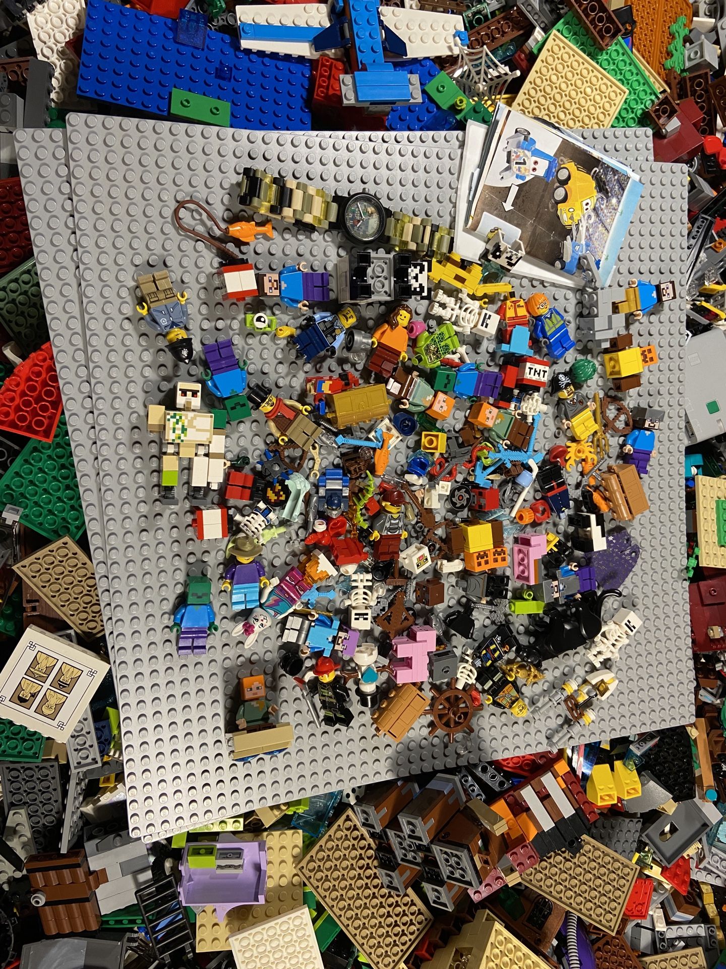 LEGO 40lb BULK LOT Minifigures Star Wars Marvel DC Minecraft Ninjago