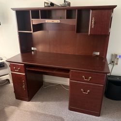 👀 COME GET TODAY - Cherry Hutch Desk 👀