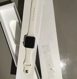 Apple Watch In Box Doesn’t Start Up 