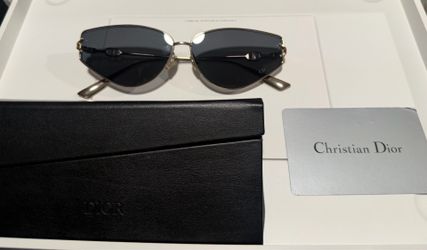 Dior Cat eye sunglasses