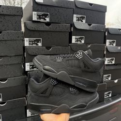 Jordan 4’s Black Cats 
