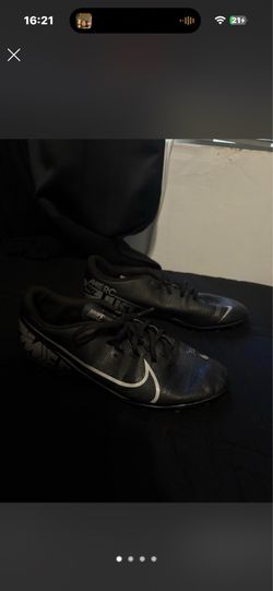 Nike mercurial cleats