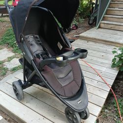 Chicco Viaro Stroller (Black