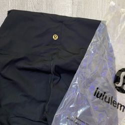 Black Lululemon Align Leggings