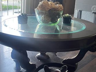 Coffee round table