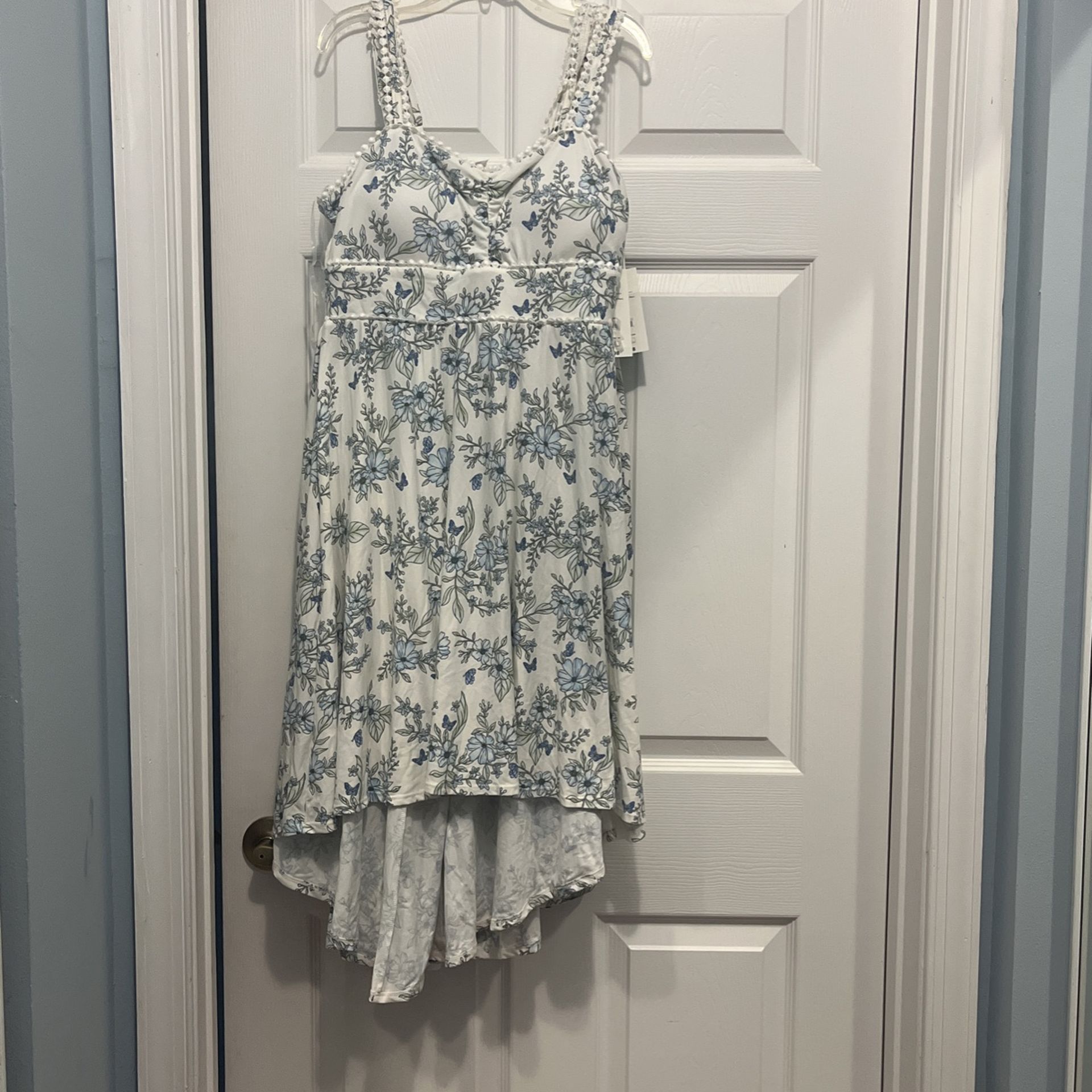 4 brand New Summer Dresses Never Worn But Missed Return Date!
