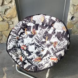 Foldable Saucer Chair