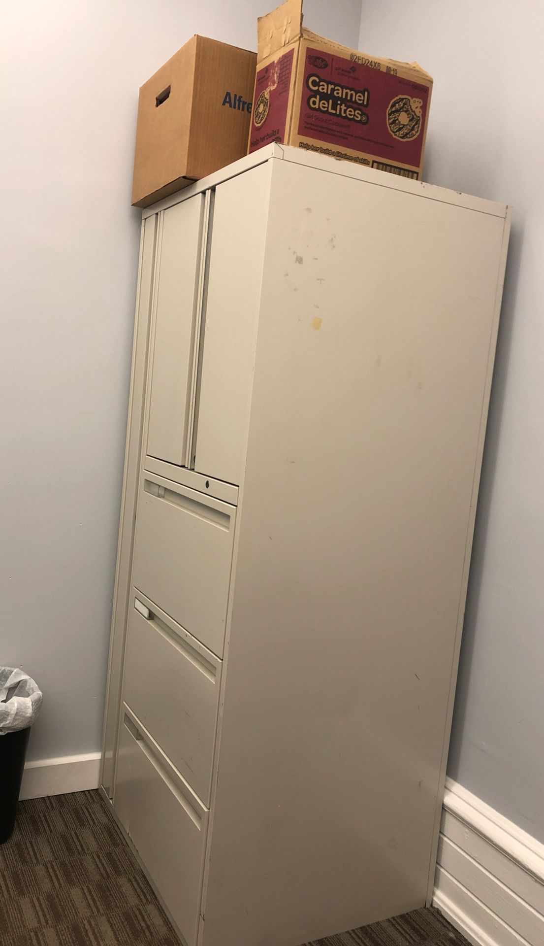 Free Filing cabinet