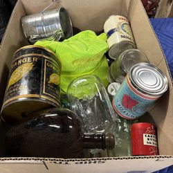 Yard Sale Coatesville Pa July 18th 19th Antiques Signs Bottles Baseball Cards