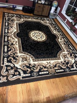 Black Color Big Rug Size 8-10” Feet 