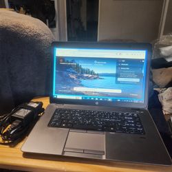 HP 15.6" LAPTOP Core i5-4200U-2.30GHz,Webcam,WiFi