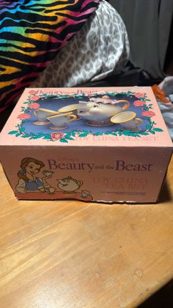 Disney vintage tea set