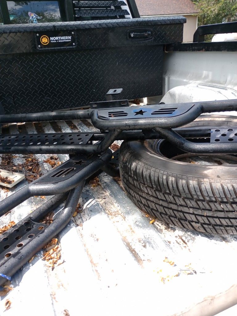 Side Steps For A  4 Door Jeep Wrangler 