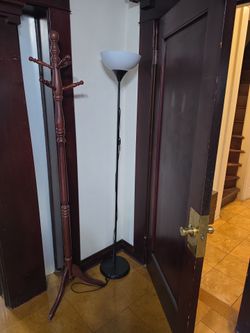 Floor lamp