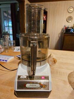 Sunbeam Le Chef food processor