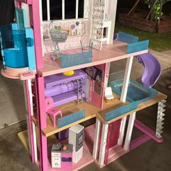 Barbie House