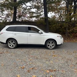 2014 Mitsubishi Outlander